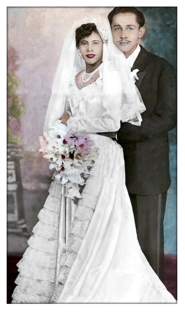 This is a rollover image showcasing a wedding. I fexed this image using Photoshop